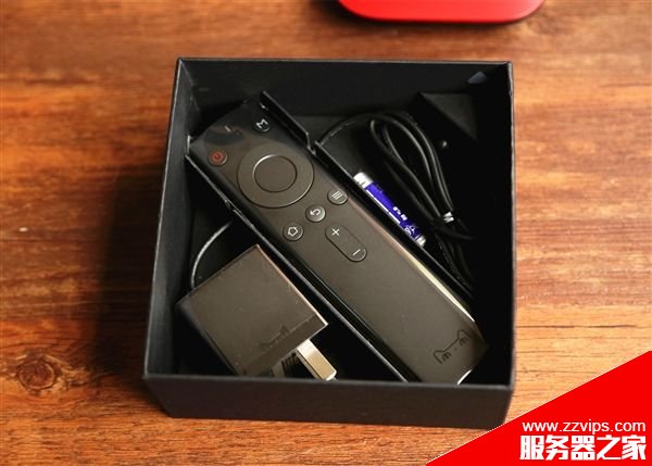 天貓魔盒3 Pro黑紅配色開箱圖賞:美