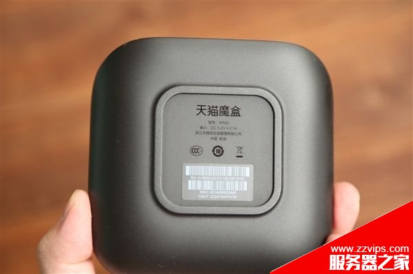 天貓魔盒3 Pro黑紅配色開箱圖賞:美