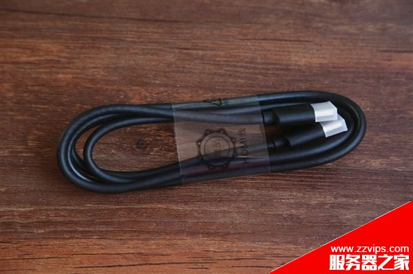 最新天貓魔盒3開箱圖賞:169元/有史以來最輕薄款