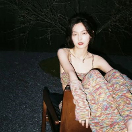 氣質很好顏值很高的美女圖片 愿我們長大偶爾可愛始終被愛