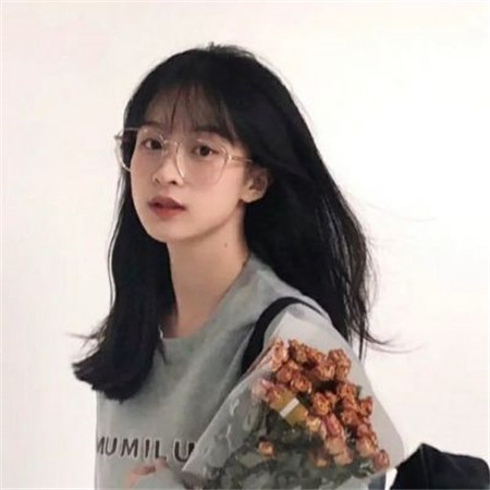 氣質很好顏值很高的美女圖片 愿我們長大偶爾可愛始終被愛