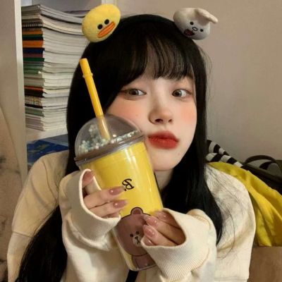 最新版俏皮搞鬼的女生微信頭像 簡(jiǎn)單又很好看的氣質(zhì)女頭