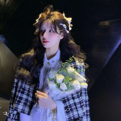 最新版俏皮搞鬼的女生微信頭像 簡(jiǎn)單又很好看的氣質(zhì)女頭