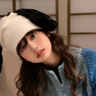 很高級(jí)的女生微信頭像2022最新 或許年輕和遺憾總綁在一起