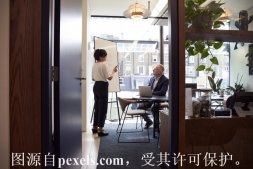 關于DEDECMS商業化替站長們想到的