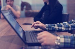 Linux從外到內剝開動態庫，一個簡單例子看懂Linux下的動態庫開發原理